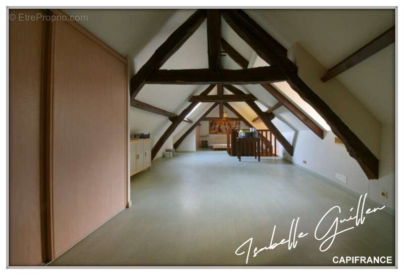 Maison à NERIS-LES-BAINS