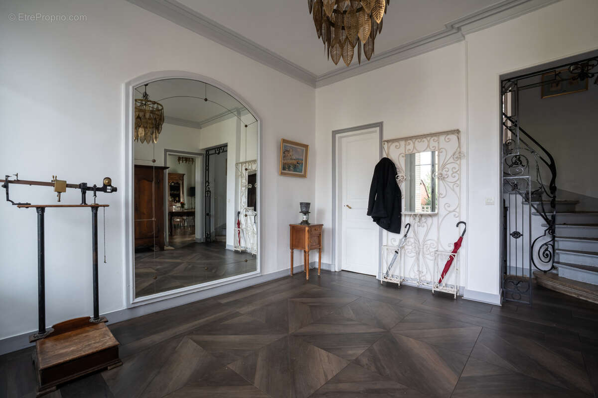 Maison à LE VESINET