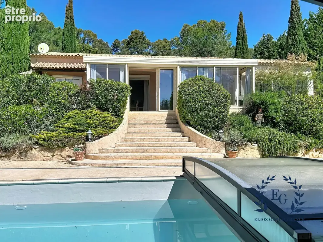 Maison 5 pièces 209 m² à vendre à Gareoult (83136) - photo 5