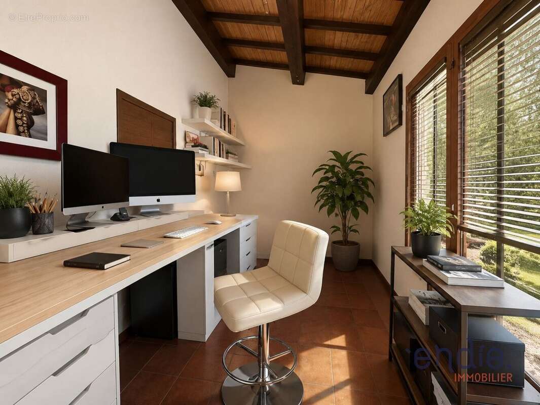 Maison à SEILLANS