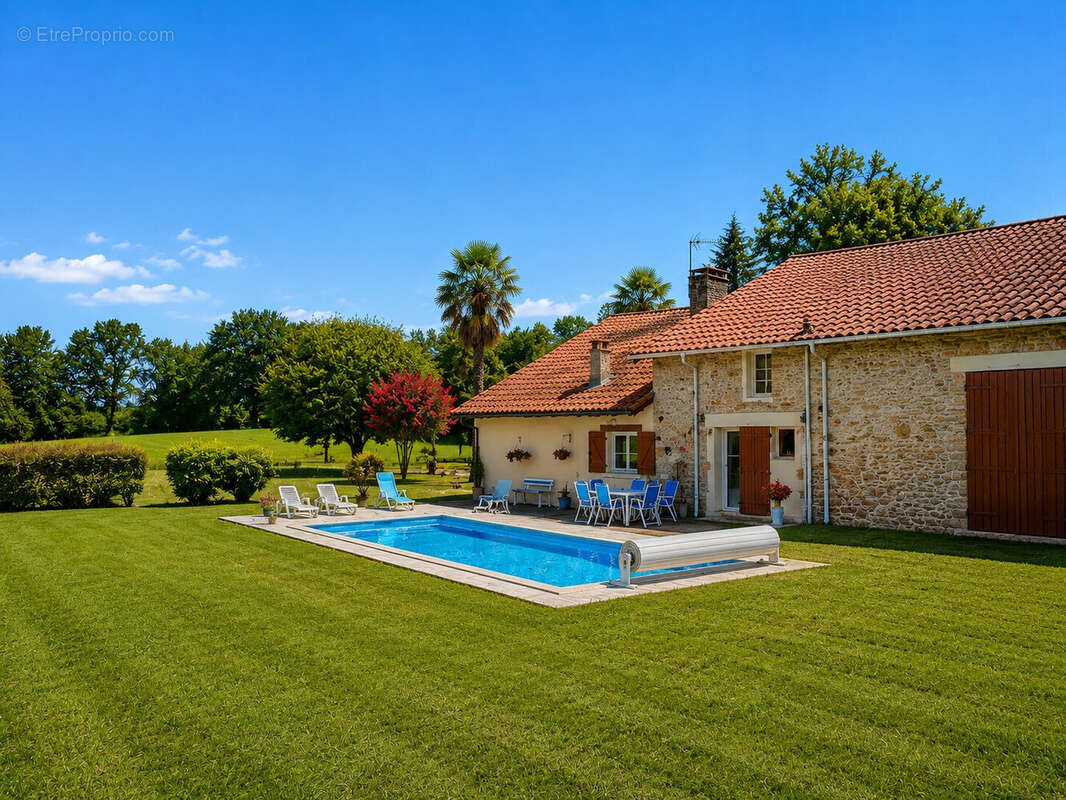 Maison 164 m² à Saint-Geours-De-Maremne  - photo 4