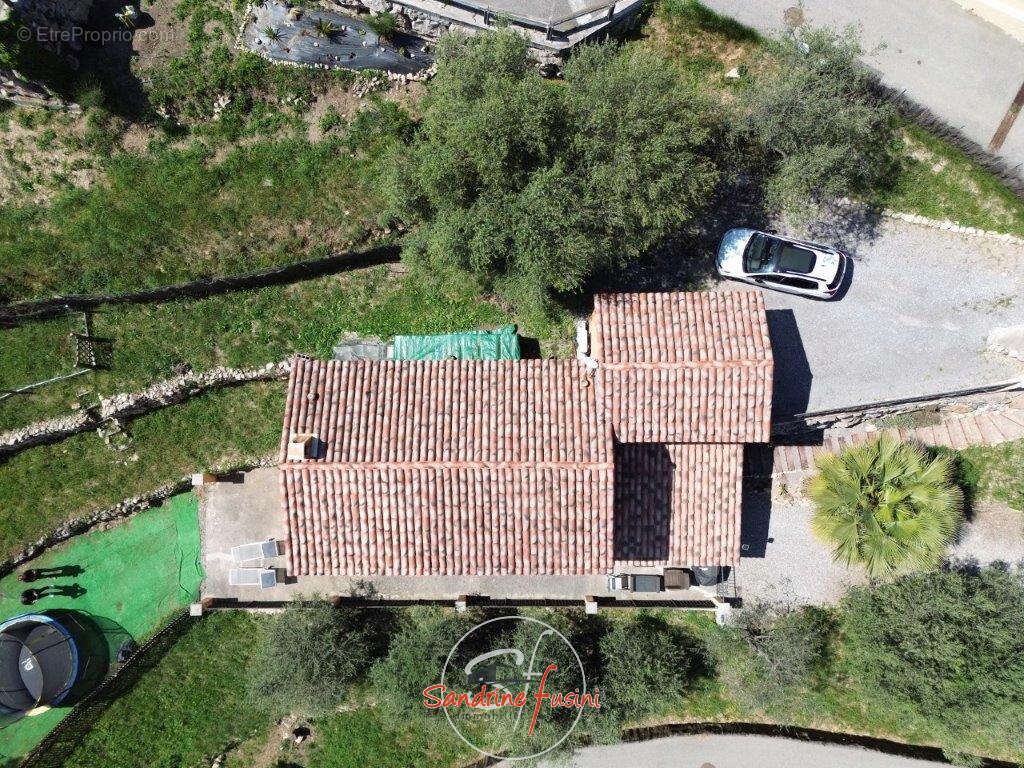 Maison à GILETTE