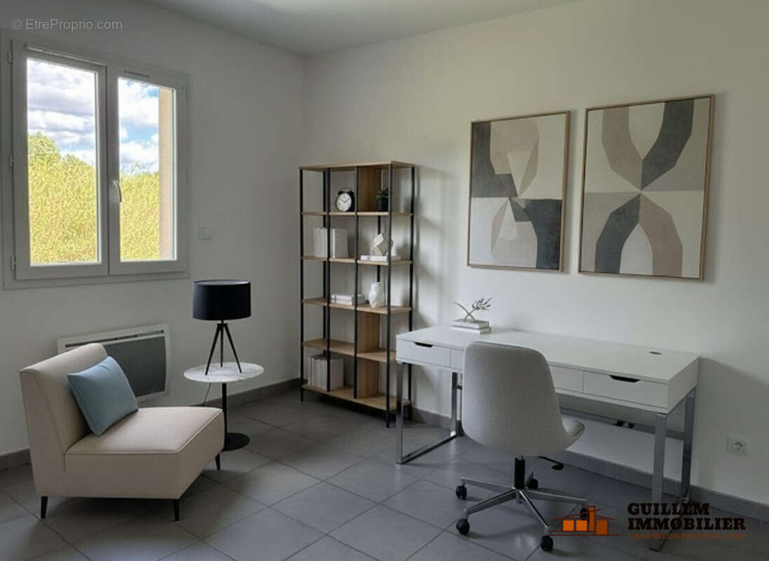 Bureau ou chambre 5 - Maison à GRANS