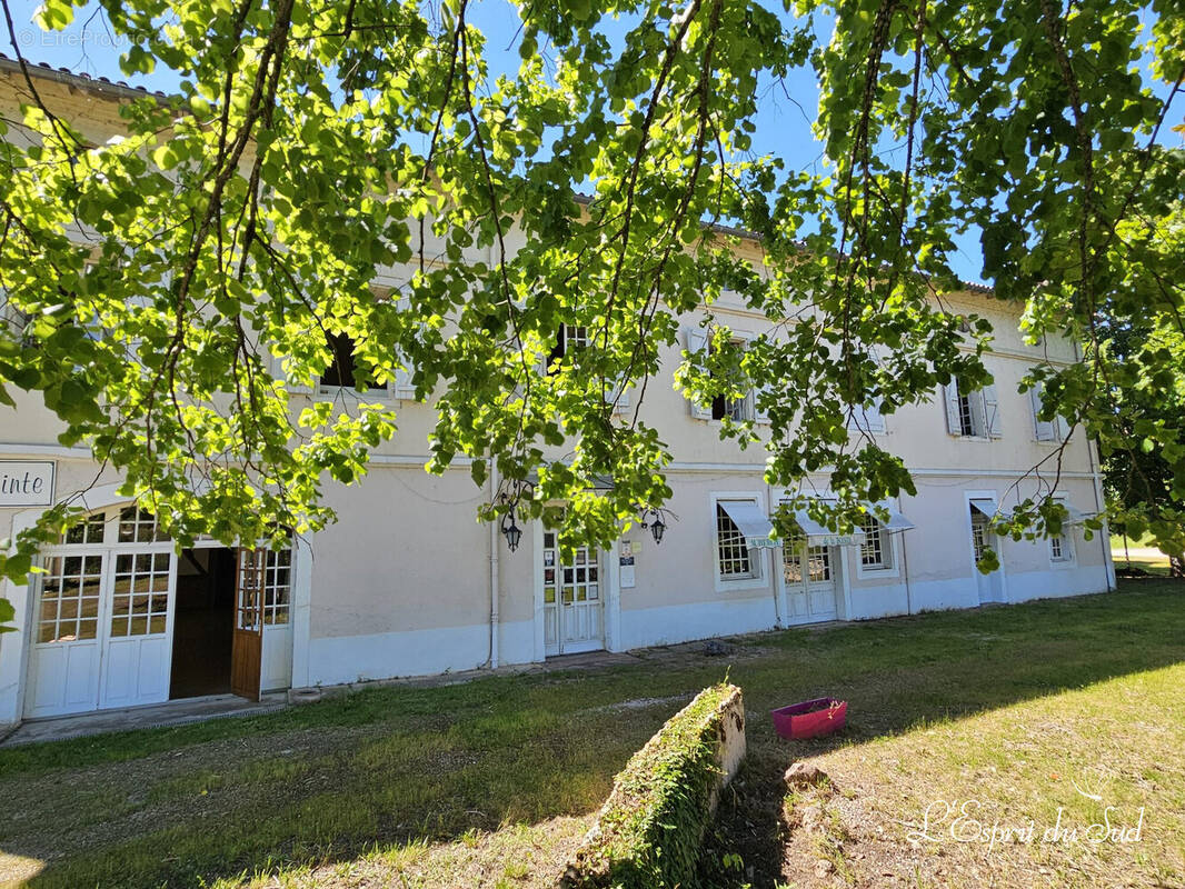 Appartement à SAINT-SULPICE
