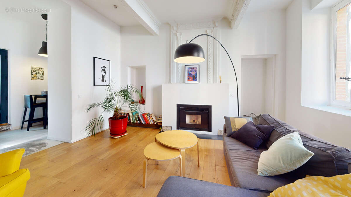 Maison à VERDUN-SUR-GARONNE