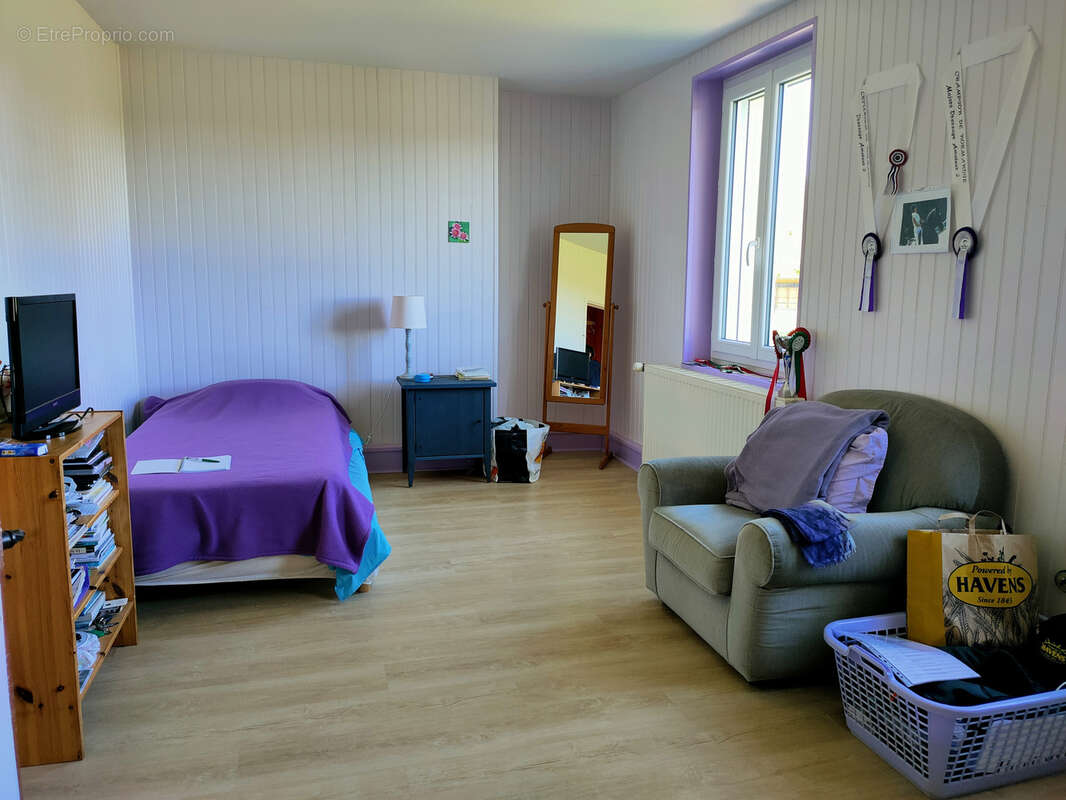 Propriété équestre avec 13 hectares - photo 7