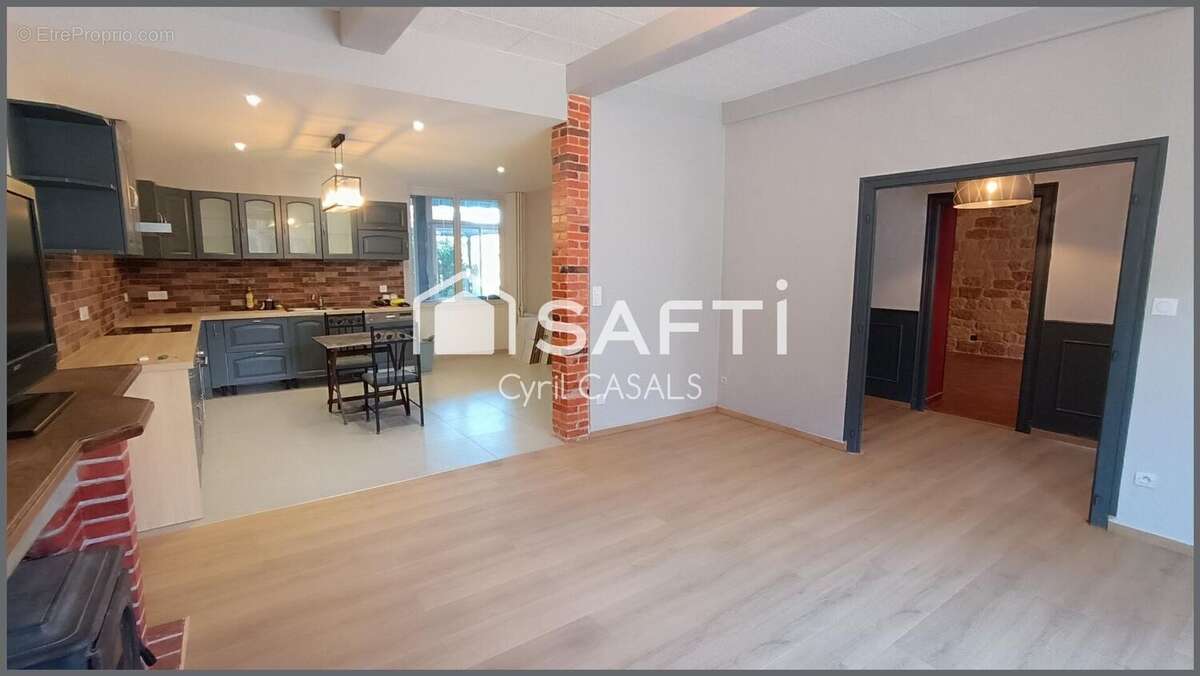 Photo 2 - Maison à MONTCEAU-LES-MINES