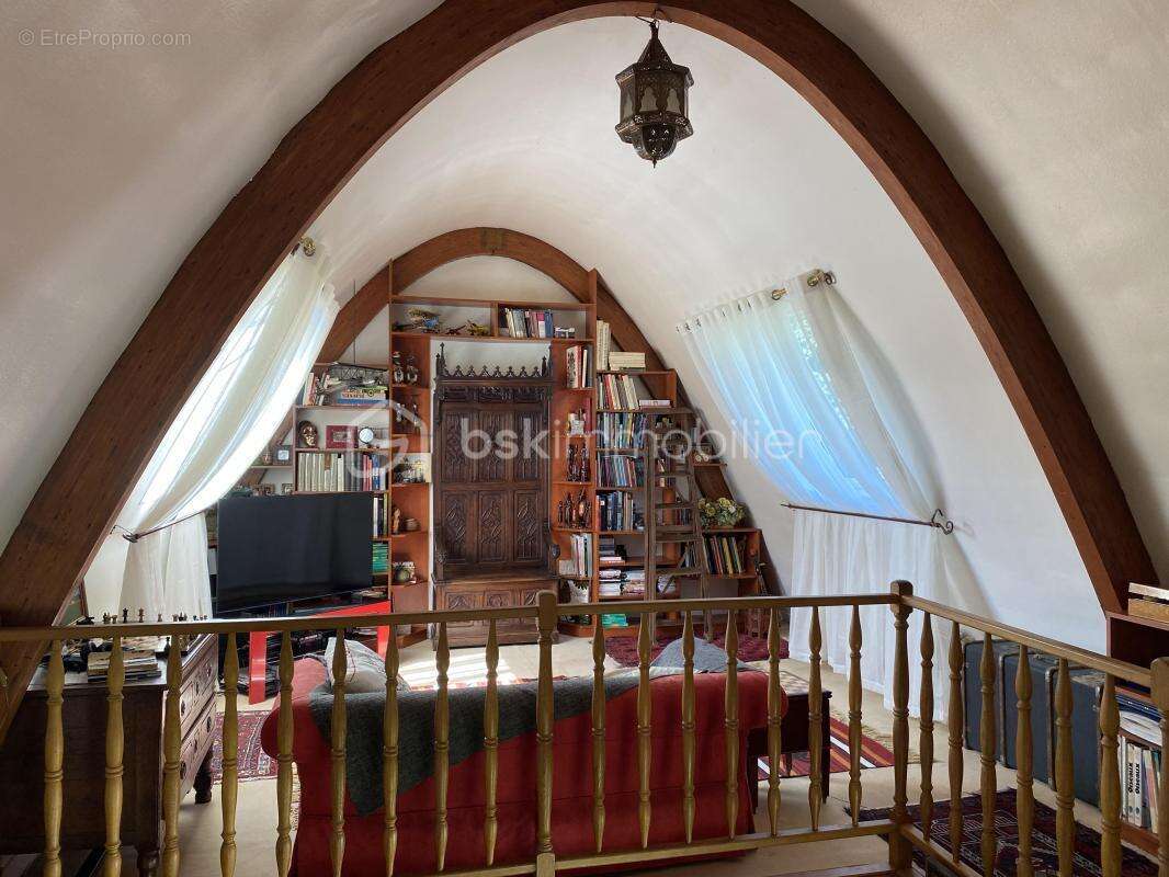 Maison à SAINTRY-SUR-SEINE