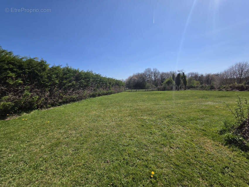 Maison à SAINT-GEORGES-DE-MONS