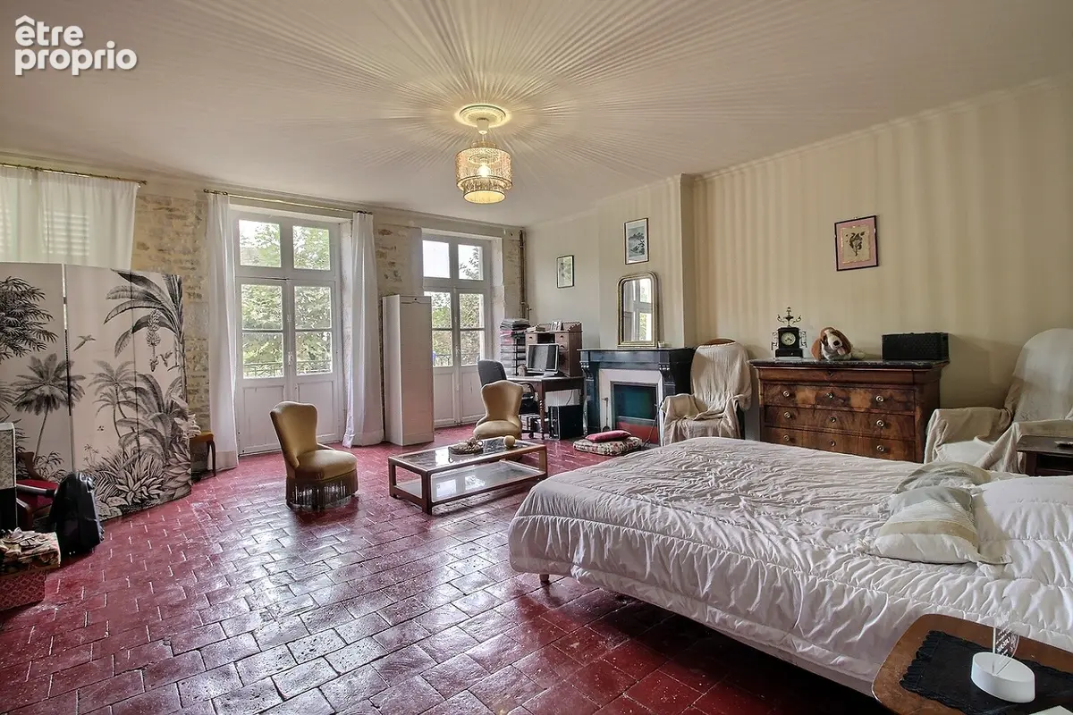 ST GENGOUX LE NATIONAL, Maison 5 pièces 4 chambres - photo 9