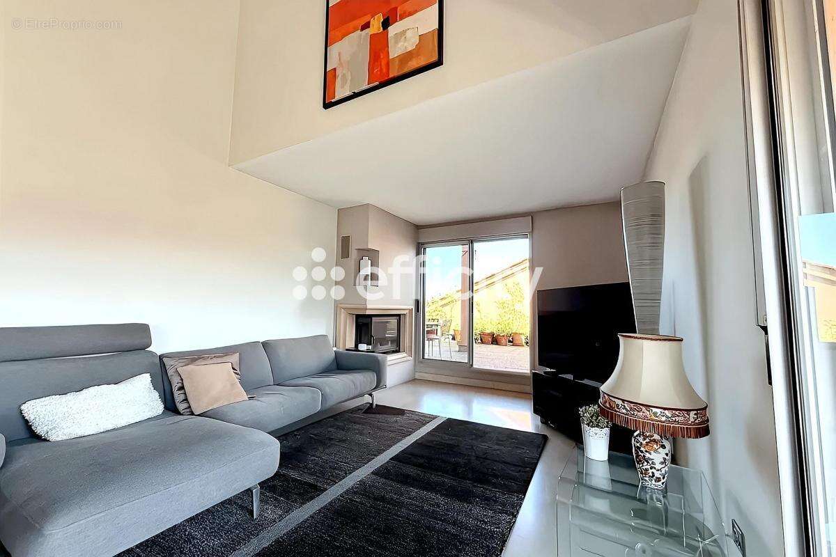 Appartement à LYON-9E