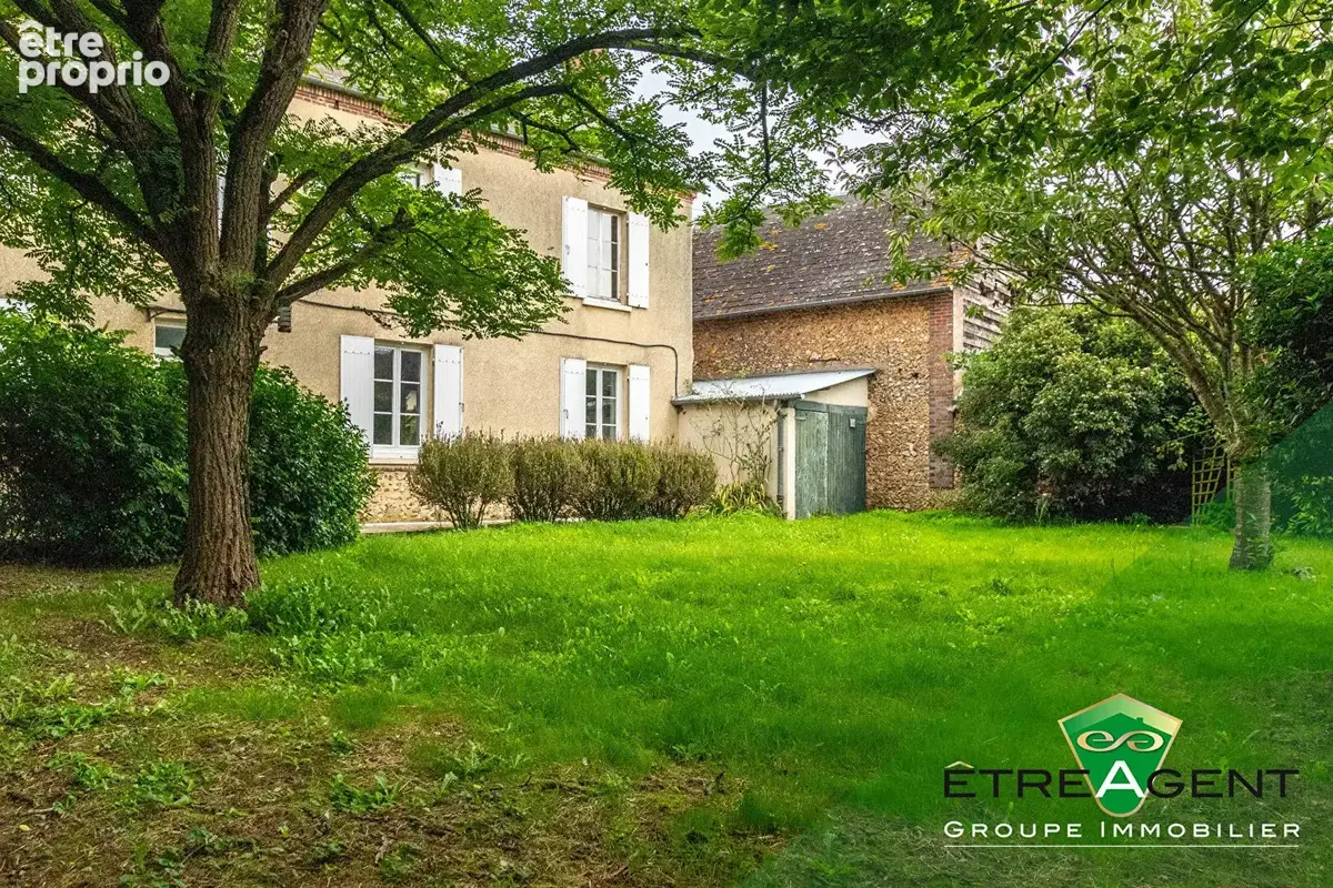 Maison à SAINT-GERMAIN-DE-FRESNEY