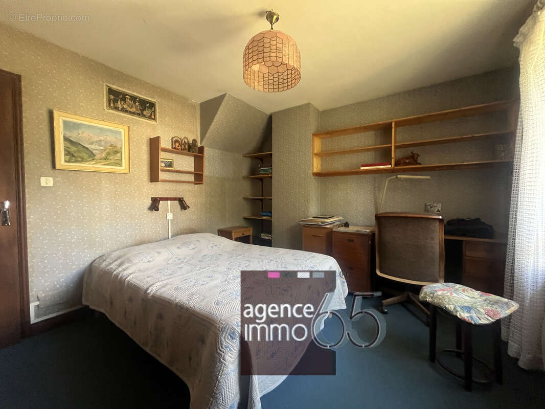 Maison à LUZ-SAINT-SAUVEUR