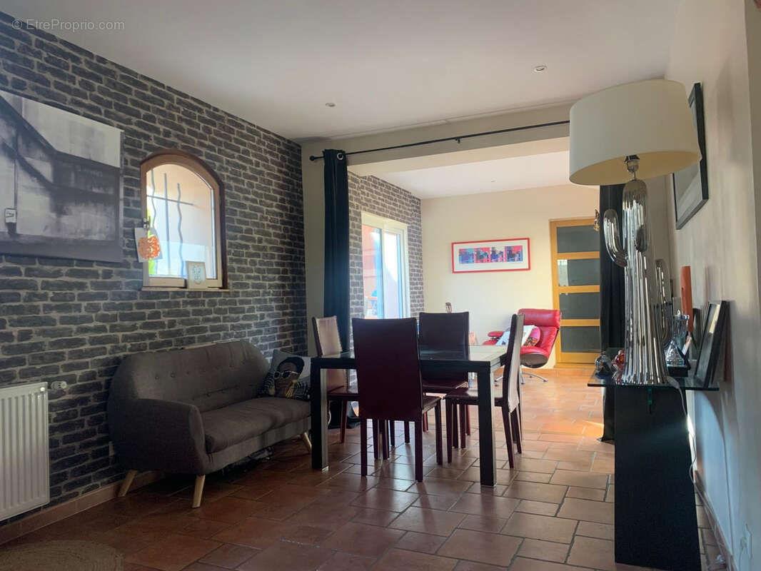 Maison à HARDRICOURT