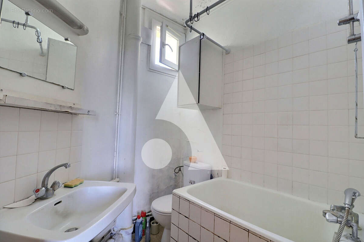 Appartement à AUBERVILLIERS