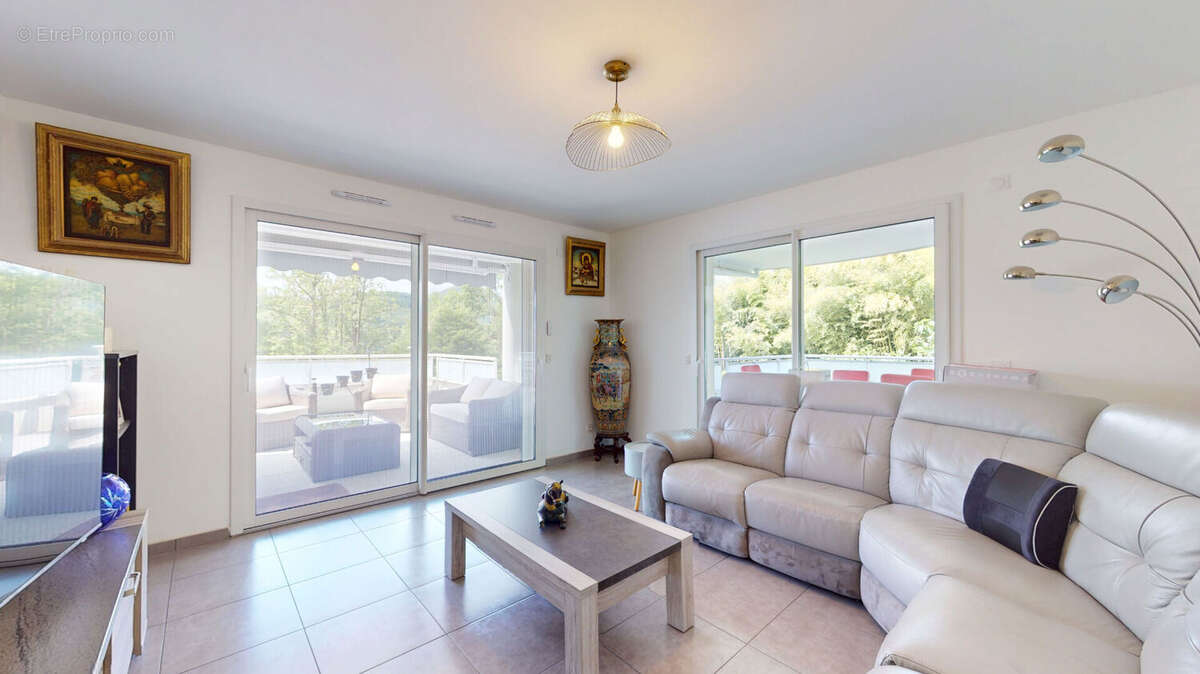 Appartement à SAINT-MARTIN-D'URIAGE