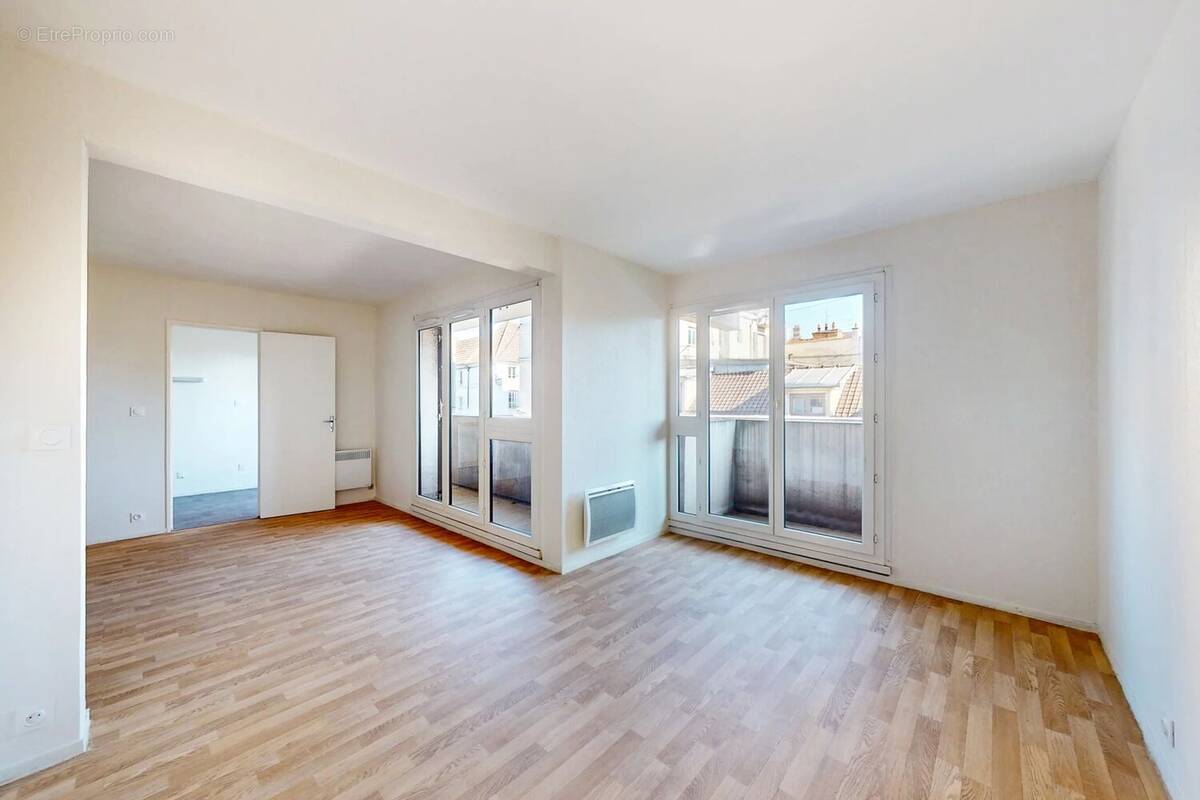 Appartement à LONGJUMEAU