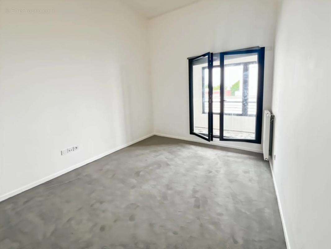 Appartement à STAINS