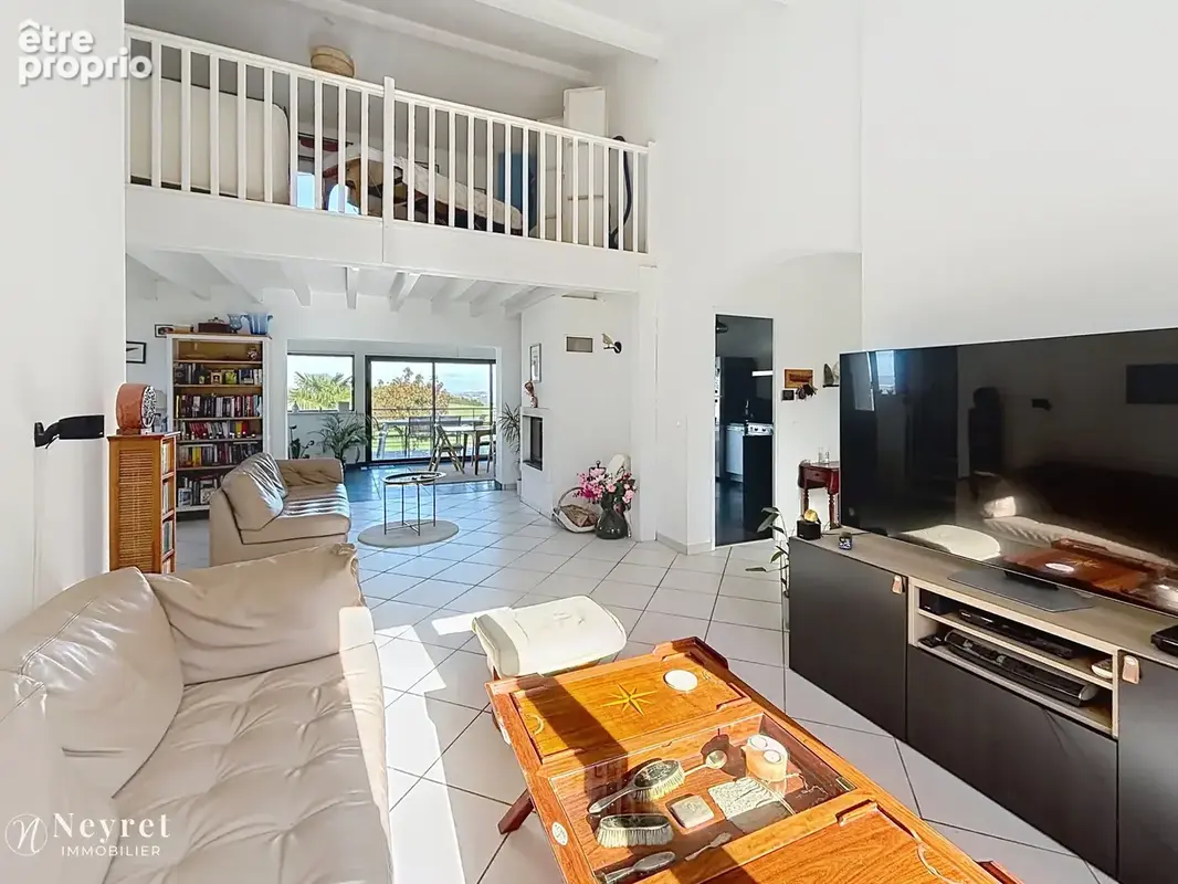 Maison 135 m2   Vue panoramique Lyon   Piscine   Terrain 1 000 m2   DPE B - photo 6
