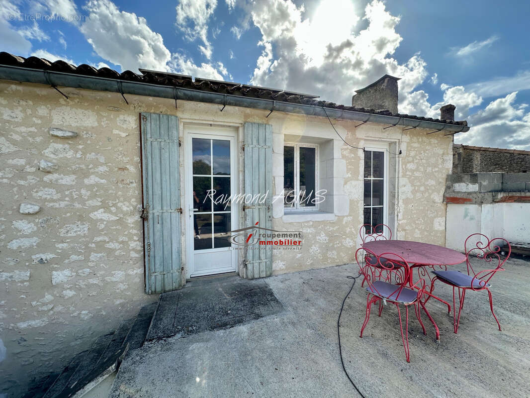 Charmante maison de village avec grand jardin et opportunité d'investissement locatif - photo 3