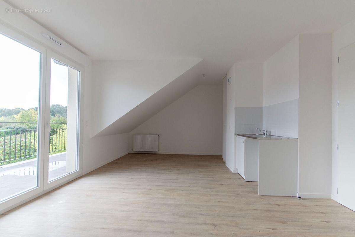 Appartement à SAINT-GERMAIN-LES-ARPAJON
