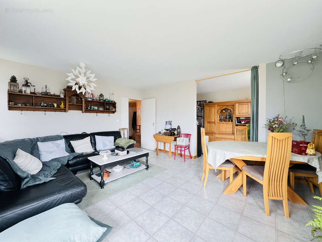 Appartement à ELANCOURT