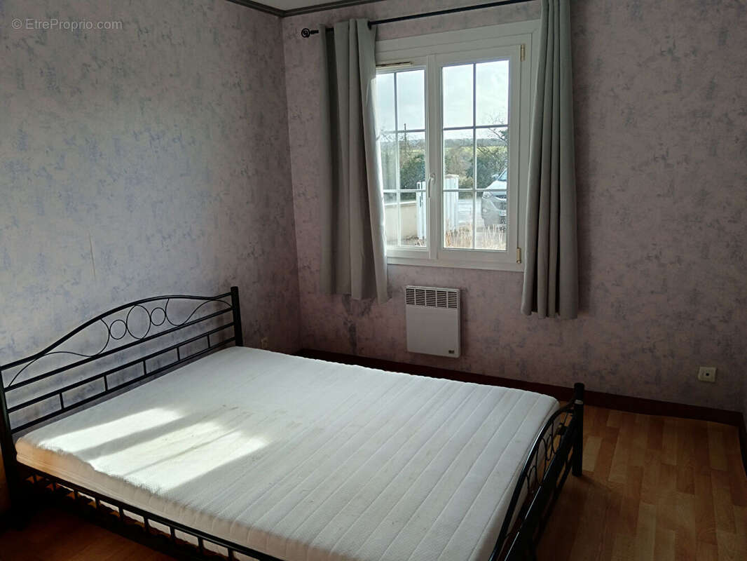 Maison à SAINT-CLAIR-SUR-L'ELLE