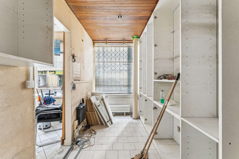 Commerce à PARIS-17E