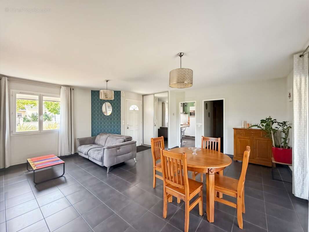 Maison 128 m² à Eaunes  - photo 5
