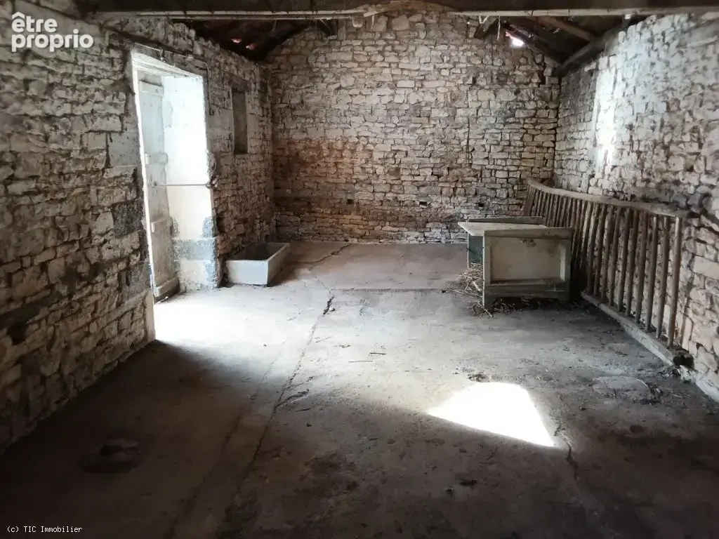 Maison De Campagne Avec Une Deuxième Maison Et D'Autres Dépendances - photo 58