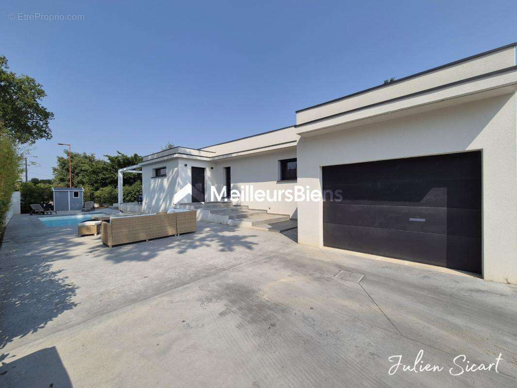 Villa contemporaine plain pied de 172m² - photo 3