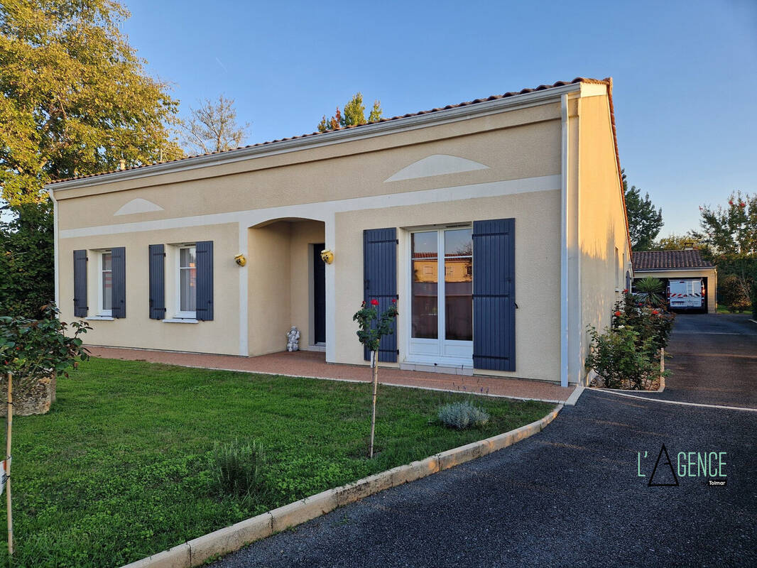 Maison à CIVRAC-DE-BLAYE