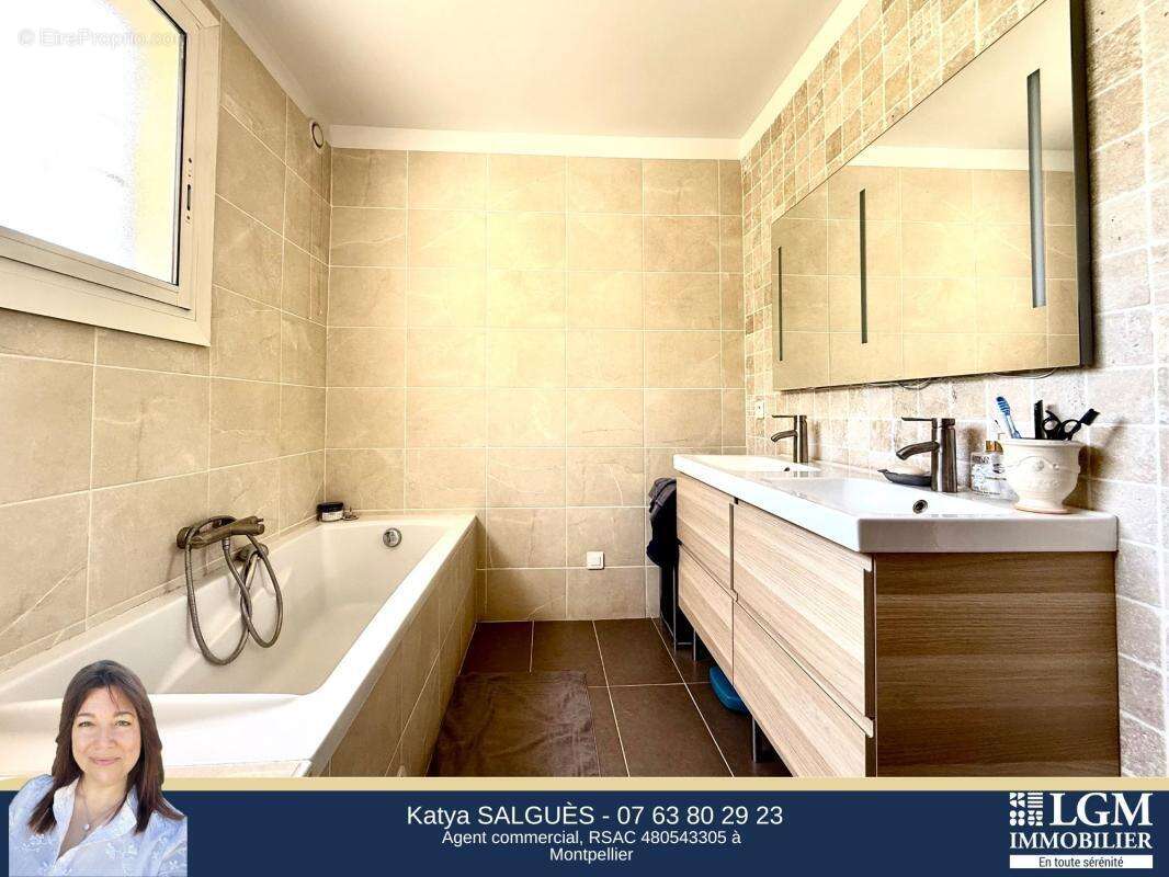 Maison à SAINT-BRES