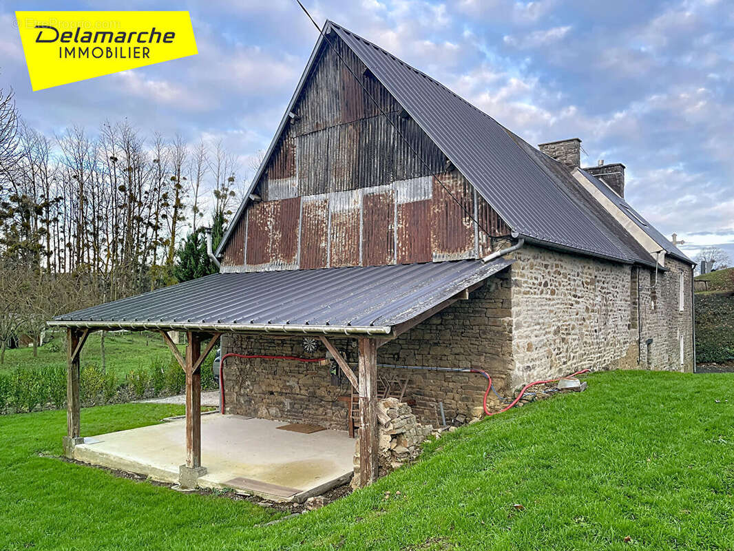 Maison à SAINTE-MARIE-OUTRE-L'EAU