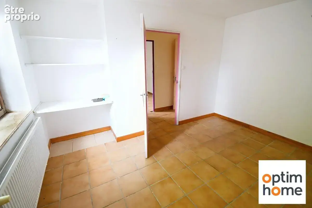 Maison de village 150m2 - 4 chambres - garage - terrain 356m2 - photo 5