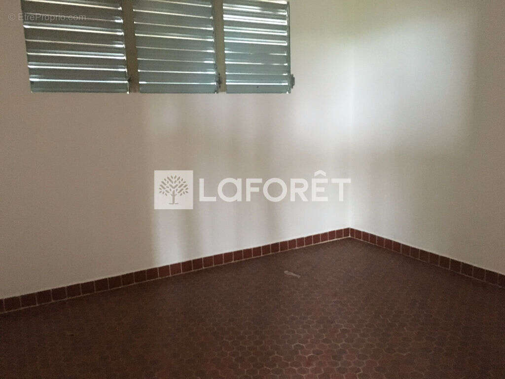 Appartement T3 - Morne vert- Vue mer et vue montagne - photo 9