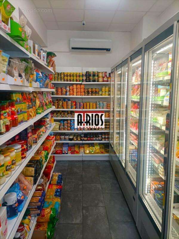 Investissement locatif - local commercial 85m² - photo 4