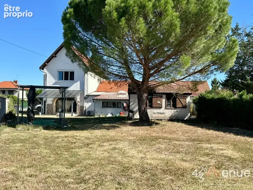 Photo Maison à Bonson au prix de 284 000€