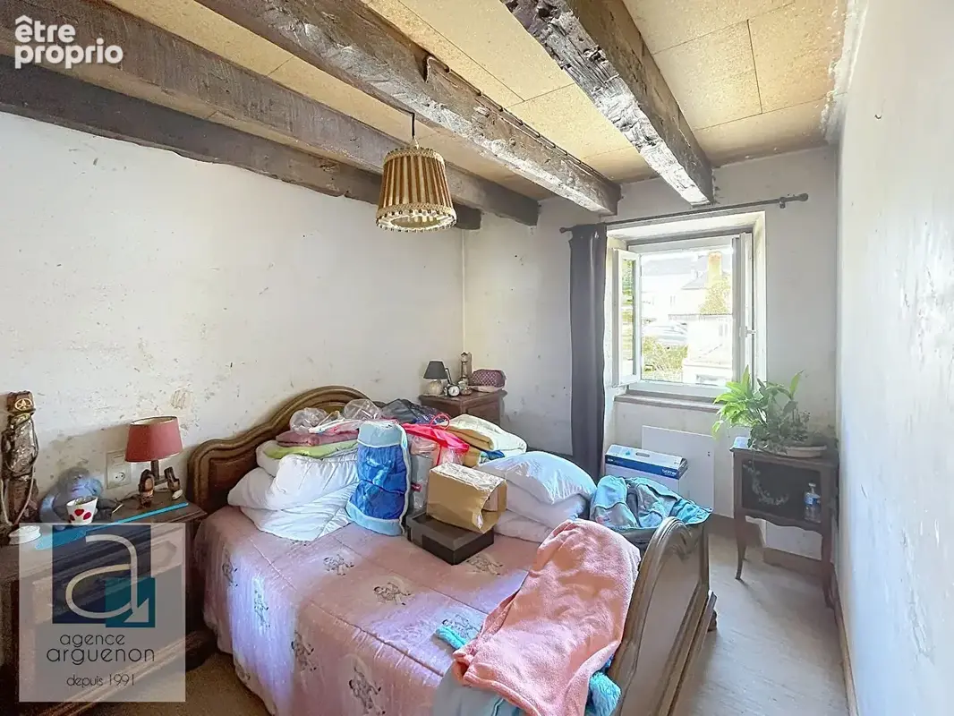 CAULNES - Maison de caractère avec dépendances, à proximité du centre-bourg - photo 7