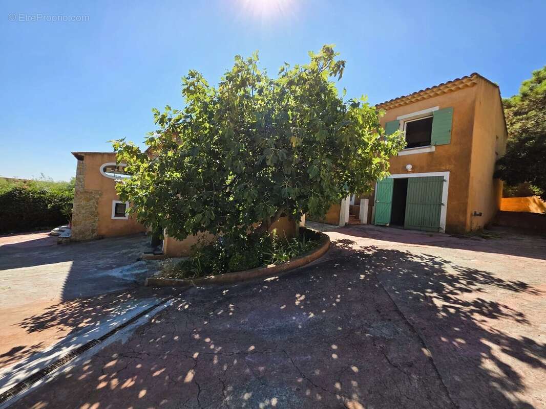 Maison à SAINT-RAPHAEL