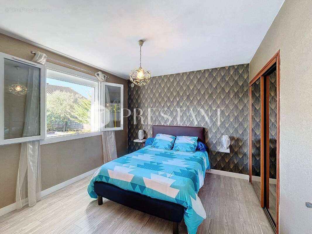 Maison à BASSUSSARRY