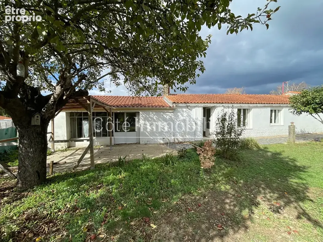 Maison de plain-pied avec jardin et grand garage - Saint-Mars-de-Coutais - photo 1