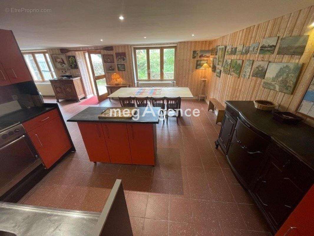 Maison à LARMOR-BADEN