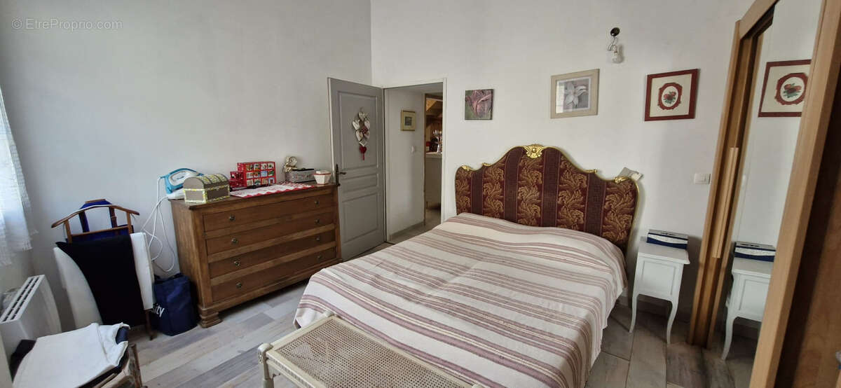 Maison à MORTAGNE-SUR-GIRONDE