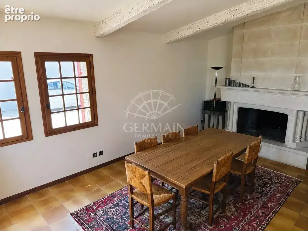 L'Isle-sur-la-Sorgue, à vendre, propriété d’exception d’environ 300 m² avec piscine, pool house et garage - photo 4