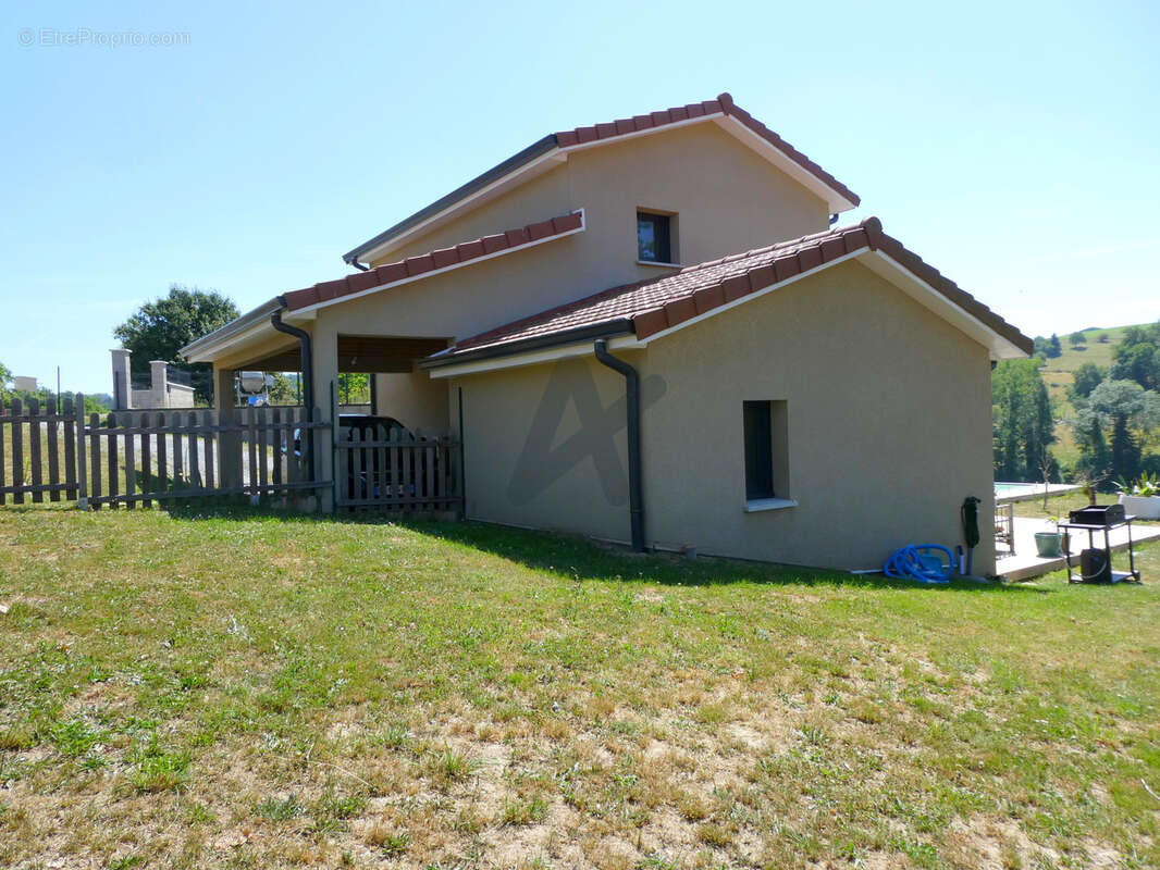 Belle villa majoritairement de plain pied avec piscine - photo 17