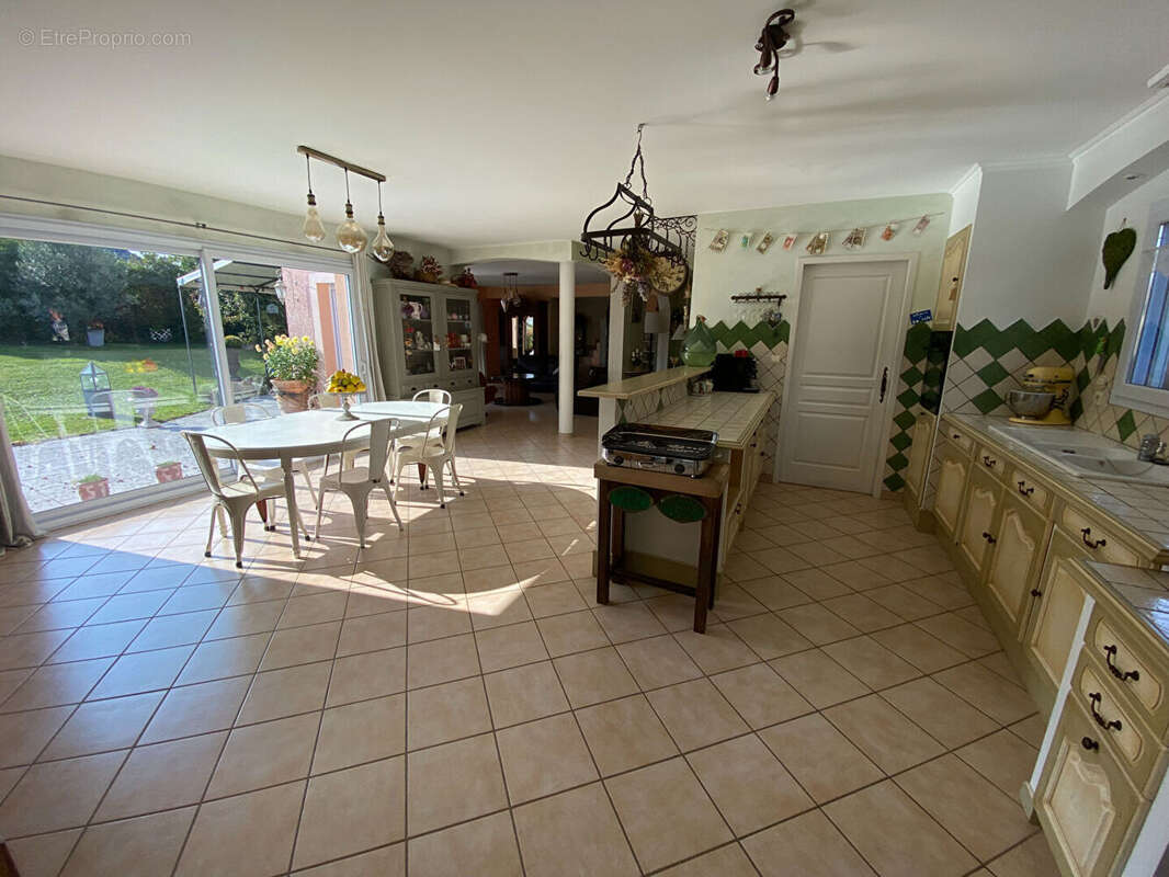 Maison à FENAY