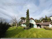 Maison à SERRES-MORLAAS