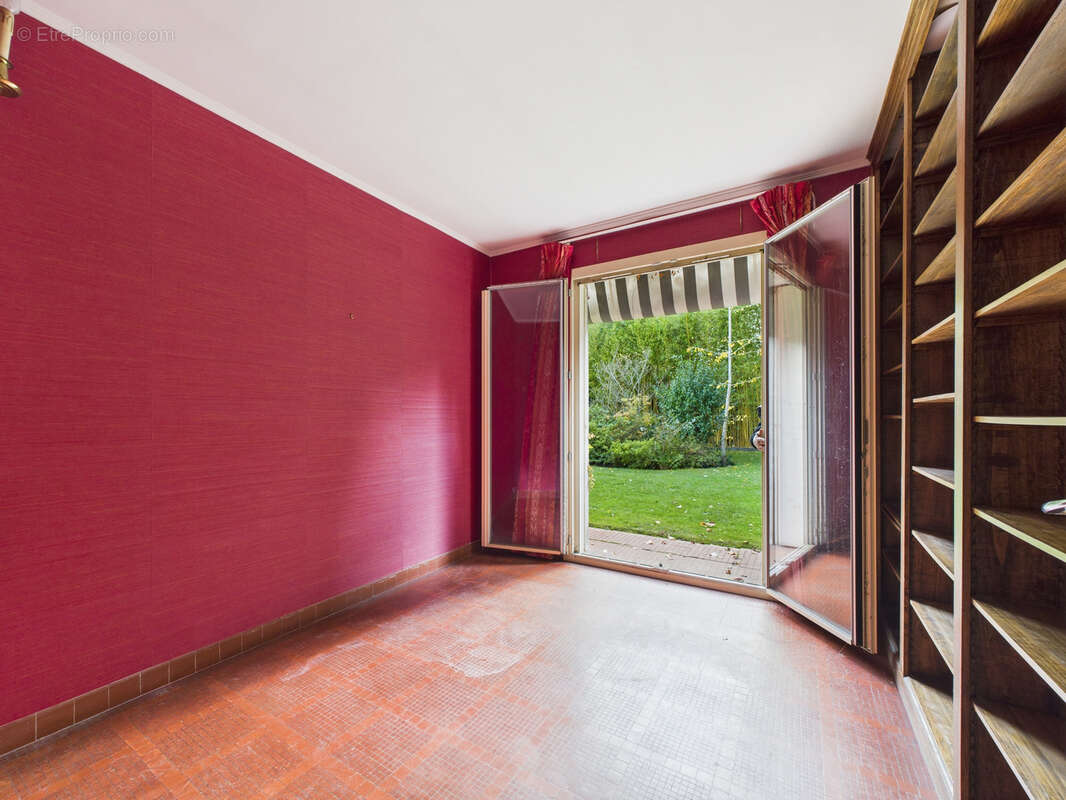 Maison à LA CELLE-SAINT-CLOUD