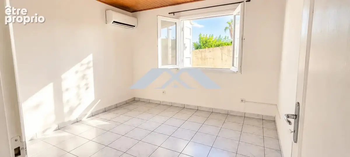 Maison 5 pièces 127 m² à vendre à Saint-Louis (97421) - photo 7